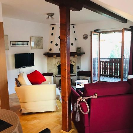 Apartman Simple Apartment Sarajevo Ngoại thất bức ảnh